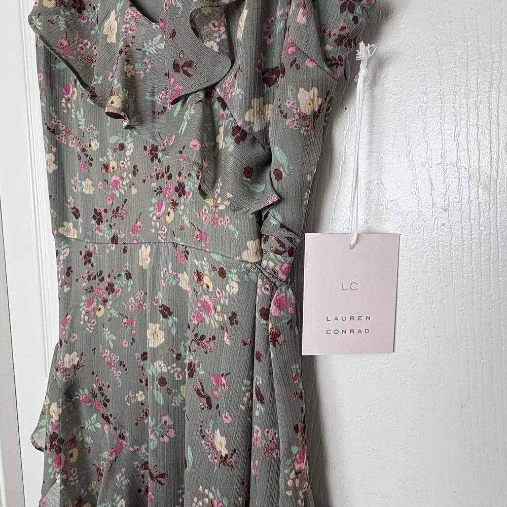 NWT LC Lauren Conrad Floral Asymmetrical Ruffle Maxi Dress Olive Size Medium - Picture 7 of 13
